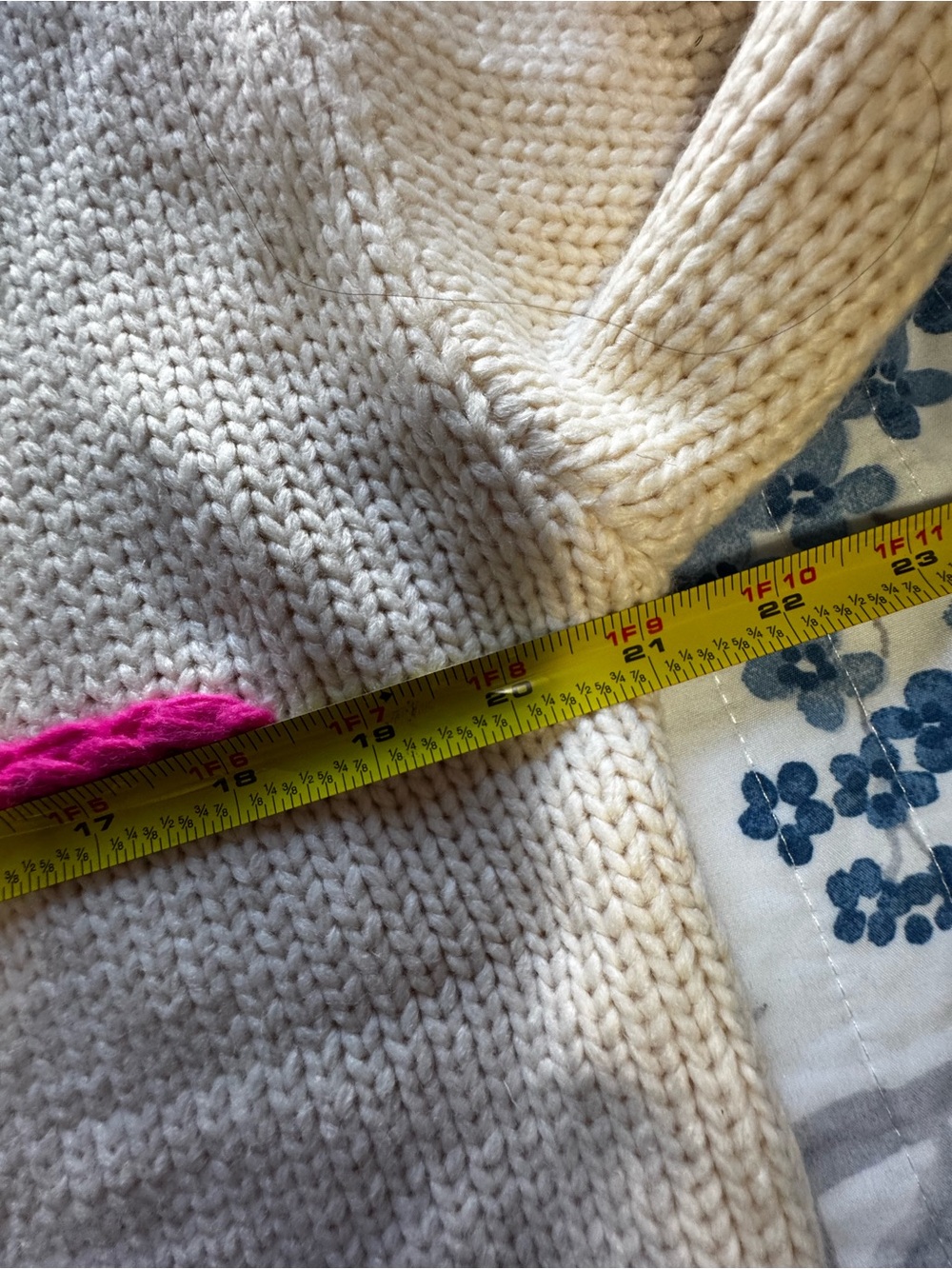 VICI Cream Knit Sweater with Pink & Red Bow Appliqués - Picture 5 of 5
